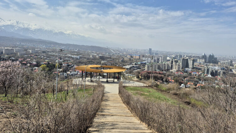 알마티 콕토베 공원, 보행자 전용 산책로로 새롭게 단장