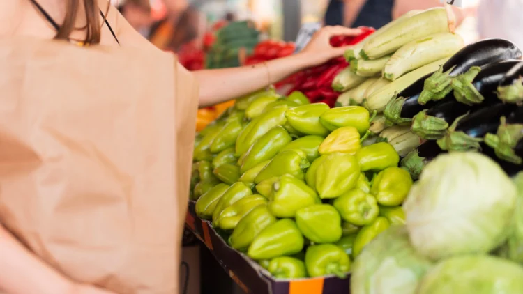 카자흐스탄, 일부 식품 가격 하락…양배추·달걀 등 가격 인하