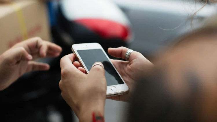 카자흐스탄, 스마트폰 인증 기간 연장