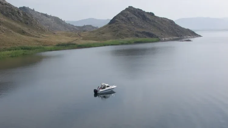 자이산 호수, 신비로운 역사와 현재의 모습
