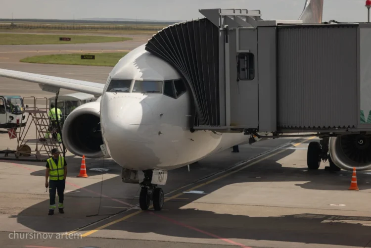 카자흐스탄 공항 항공유 가격 과다 책정 논란… 외국 항공사들 “최대 60% 비싸”
