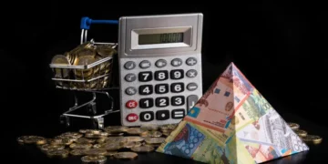 카자흐스탄 은행, 카드 잔액으로 연간 3,300억텡게 수익… 고객은 하루 92텡게 손실