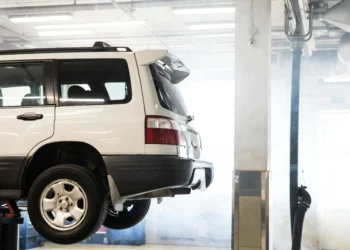 겨울철 앞두고 타이어 교체 요령 공개… 안전 운행 위한 필수 점검 사항