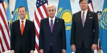 토카예프 대통령, 美 고위 대표단과 회동