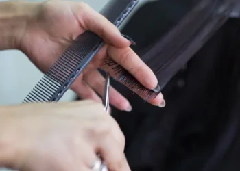 카자흐스탄 미용실 서비스 가격 1년 새 15.5% 상승