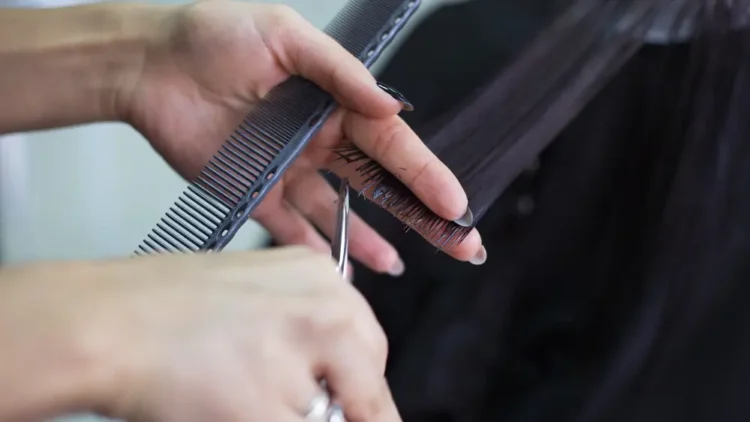 카자흐스탄 미용실 서비스 가격 1년 새 15.5% 상승