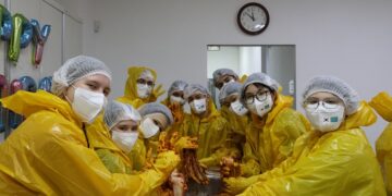 한-카 대표음식, 베쉬바르막과 김치를 함께 먹으면?