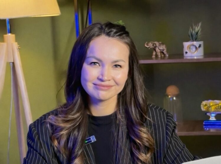 최우수 성적·무료 통역 봉사, 카자흐스탄서 한국어 교육 활동하는 유가이 엘미라 씨