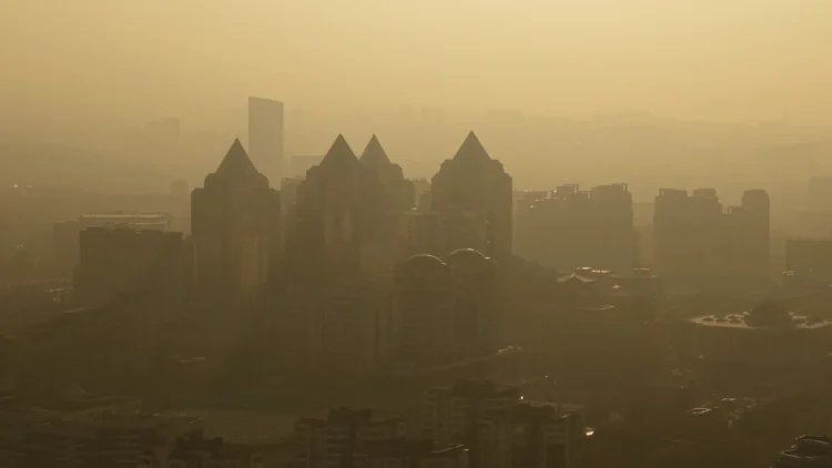 카자흐스탄 주요 도시, 대기질 악화와 겨울철 악천후 경보
