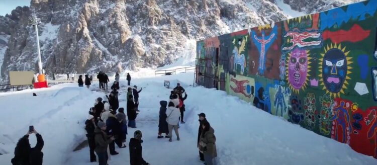 알마티 심블락, 유엔 80주년 기념 세계 최대 고산벽화 공개