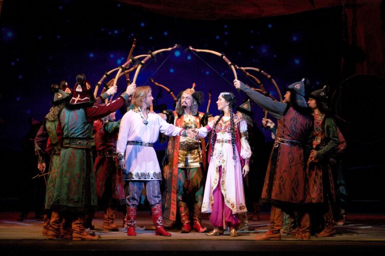 카자흐스탄, 치솟는 공연 티켓값…연극 관람 ‘사치’로 변해