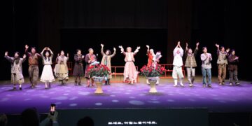 아스타나서 열린 국제 합작 연극 ‘파리의 두 여인’