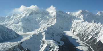 카자흐스탄 빙하 해빙 가속화… 홍수와 물 부족 위험 최고조