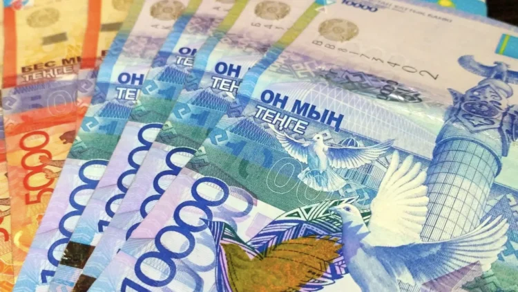 카자흐스탄 국가은행, 구권 1만 텡게 지폐 2027년까지 사용 허용