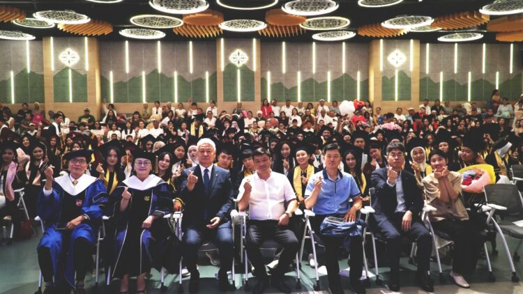 키르기즈 한국대학, 2026학년도 졸업식 개최… 한국어·IT 전문인재 450여 명 배출
