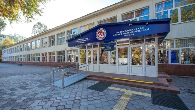 알마티 물리·수학 특성화학교서 집단 식중독 의심…입원 학생 55명으로 늘어